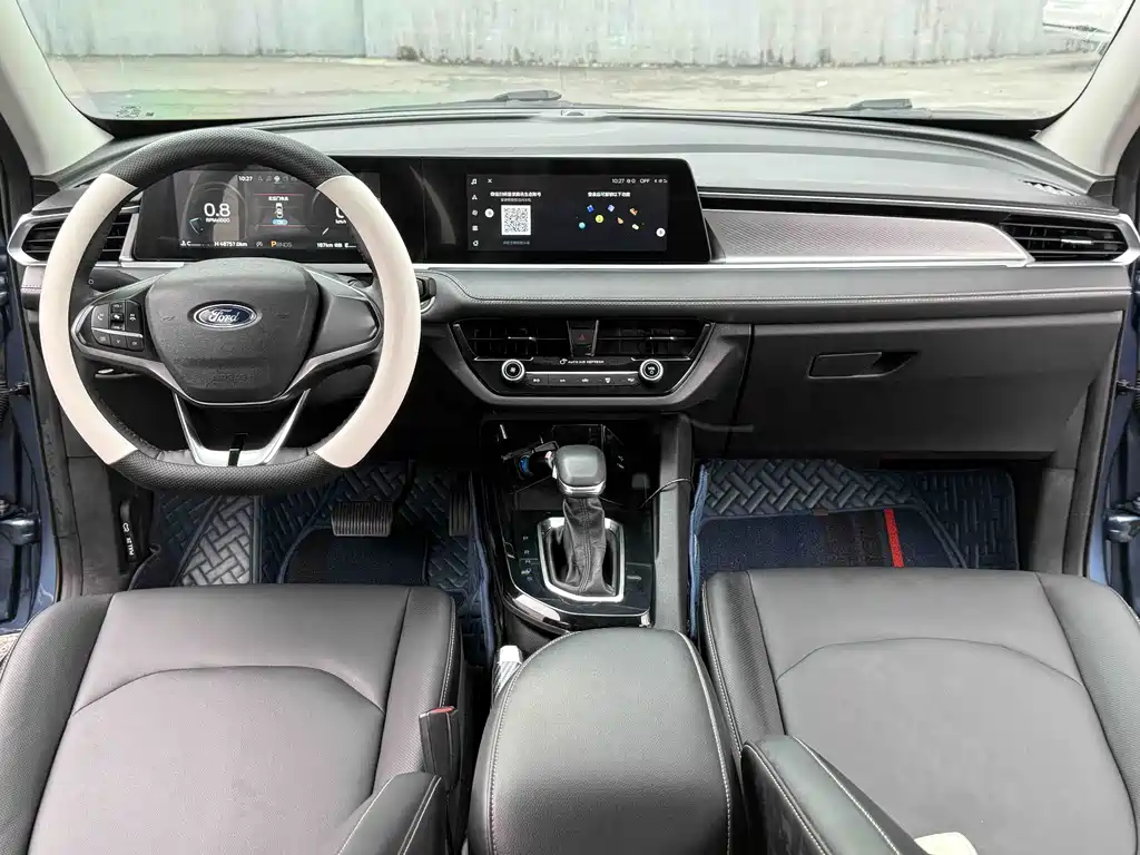 Ford Escort 2021 — фото 10