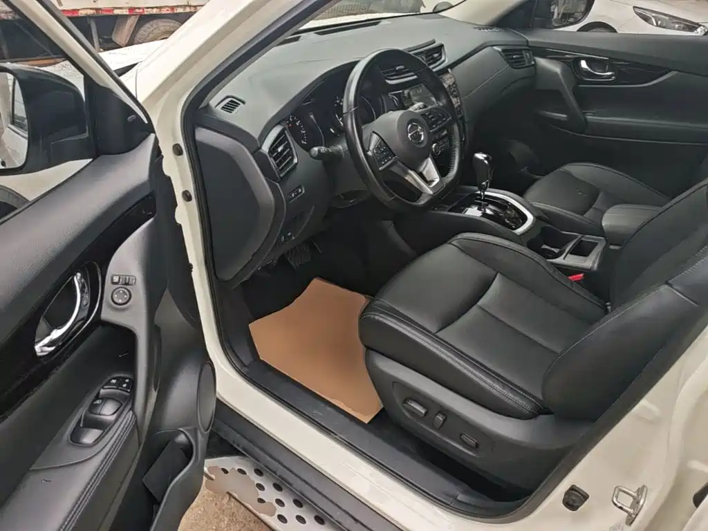 Nissan X-Trail 2020 — фото 16