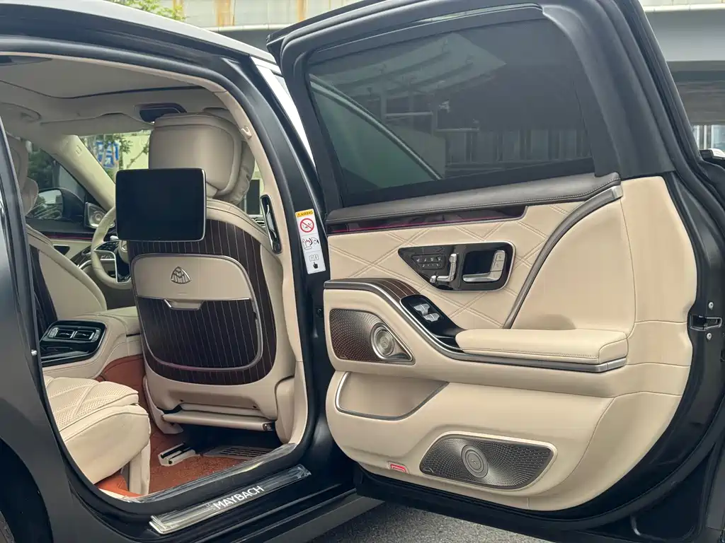 Mercedes-Benz S-Class 2023 — фото 8