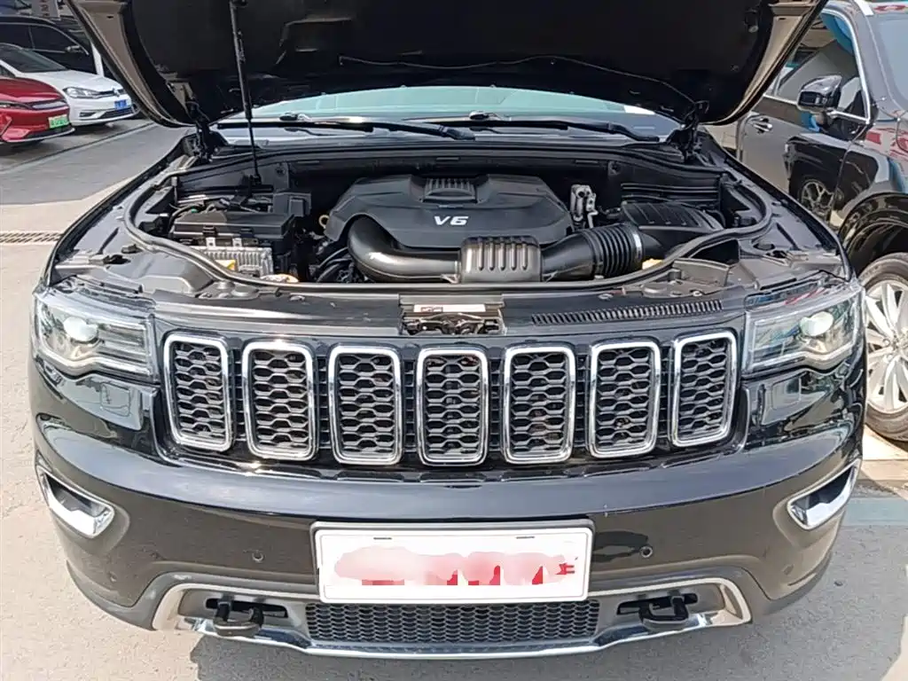 Jeep Grand Cherokee 2022 — фото 20