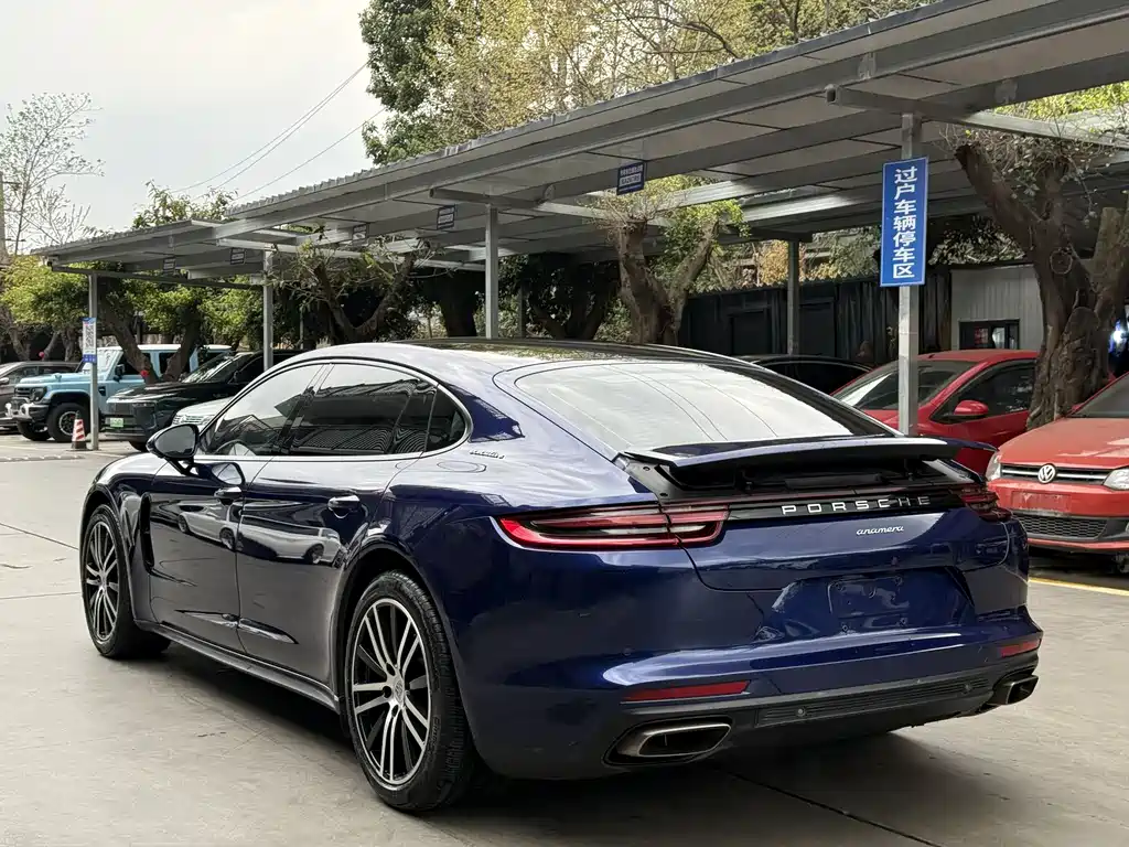 Porsche Panamera 2020 — фото 15