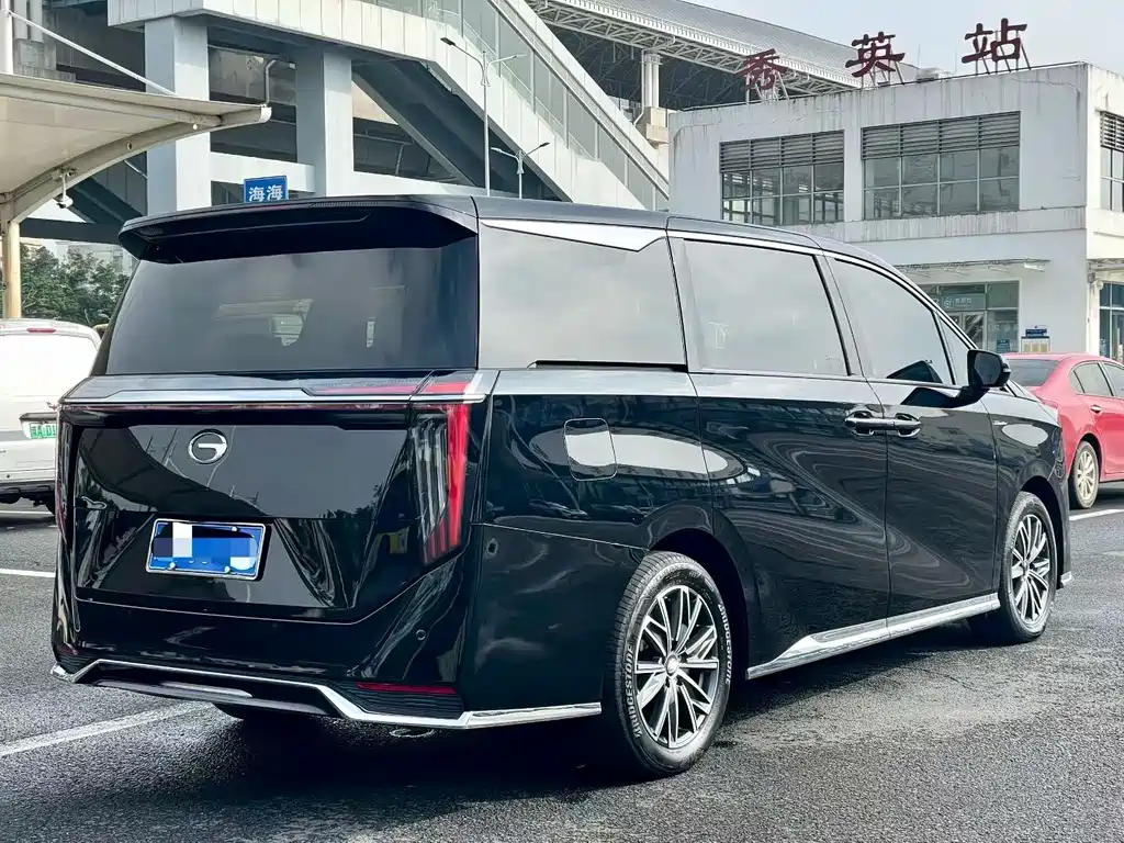 GAC Trumpchi M8 2023 — фото 9