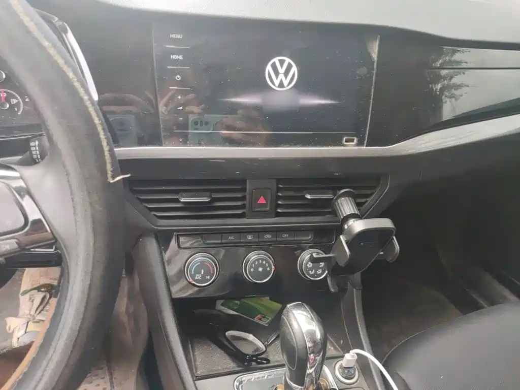 Volkswagen Bora 2021