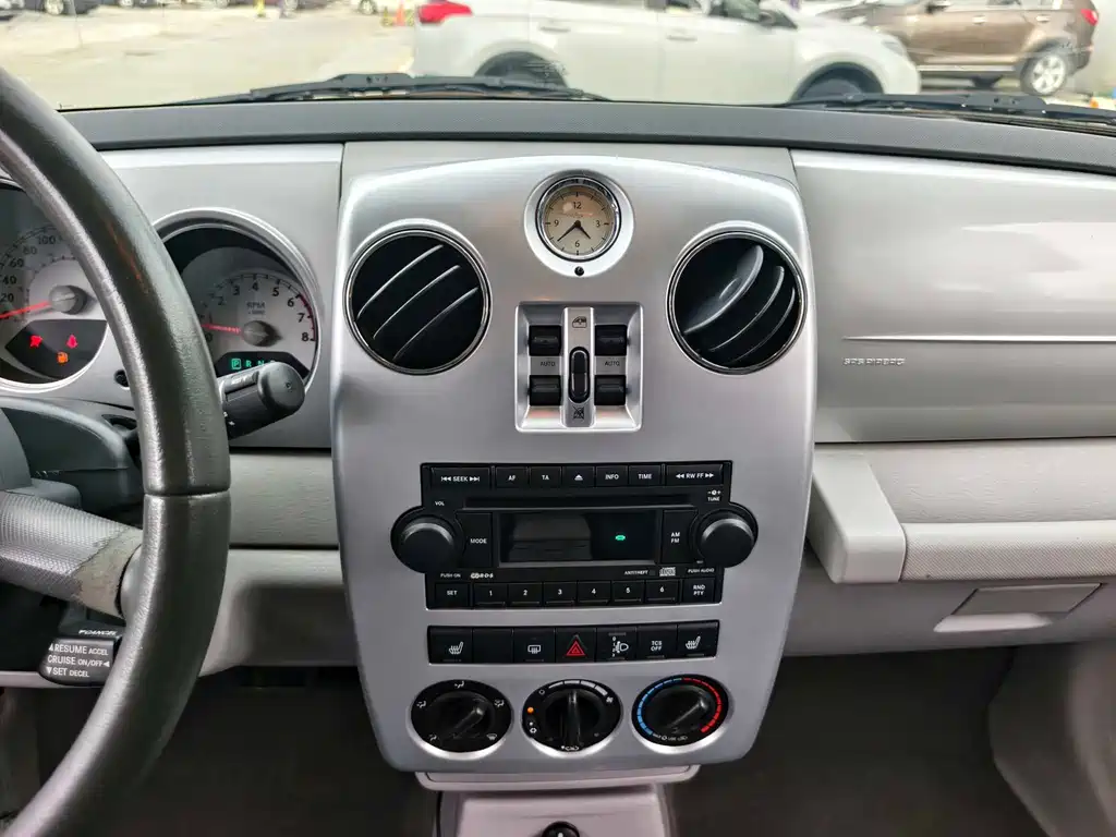 Chrysler PT Cruiser 2010 — фото 13