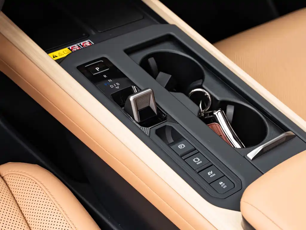 Lexus ES 2026 — фото 15