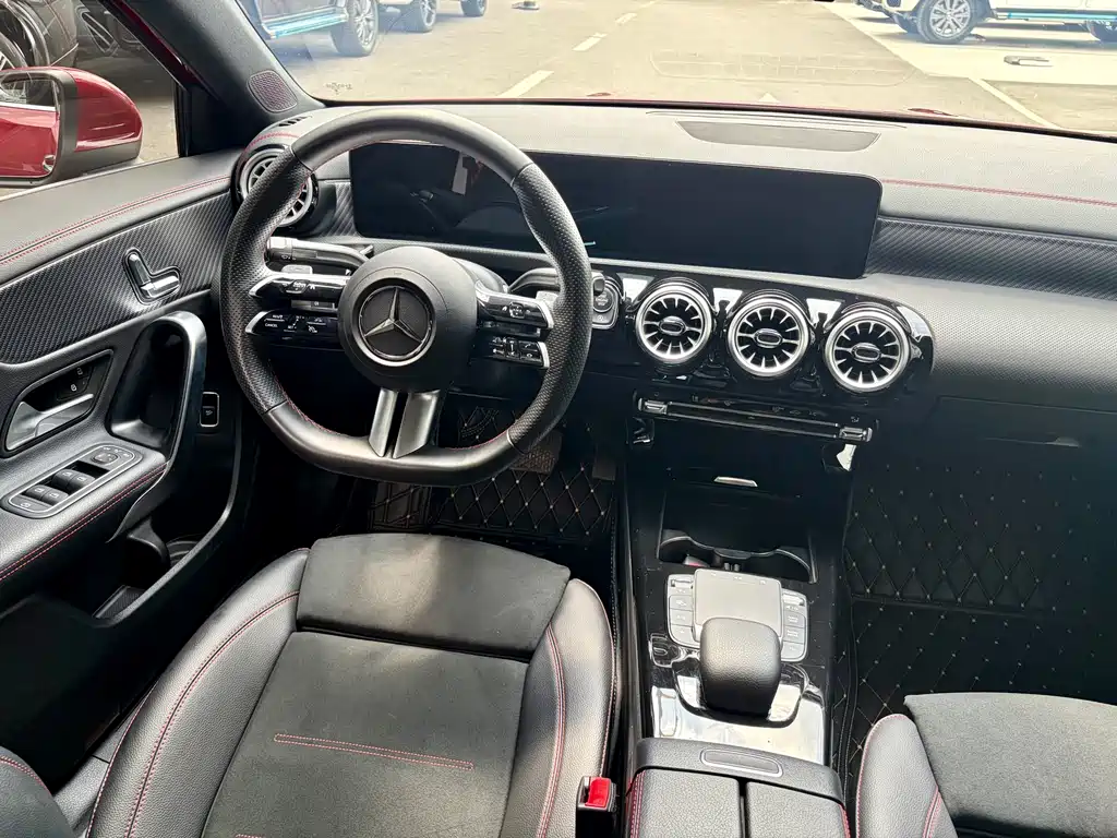 Mercedes-Benz A-Class 2023 — фото 21