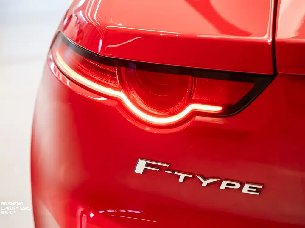 Jaguar F-TYPE 2018 — фото 16