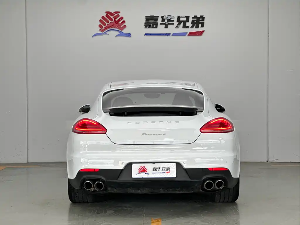 Porsche Panamera 2016 — фото 11