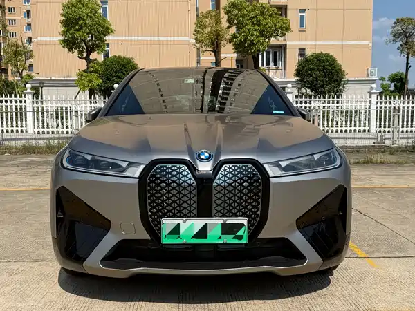 BMW iX 2023