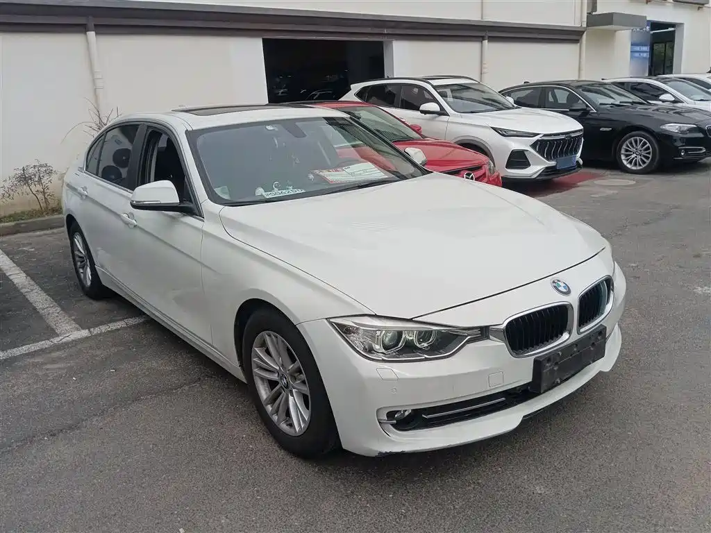 BMW 3 Series 2015 — фото 22