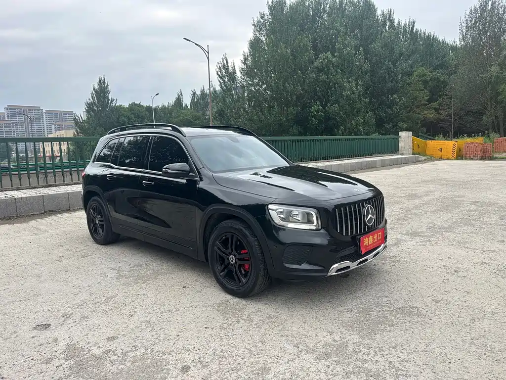 Mercedes-Benz GLB 2021