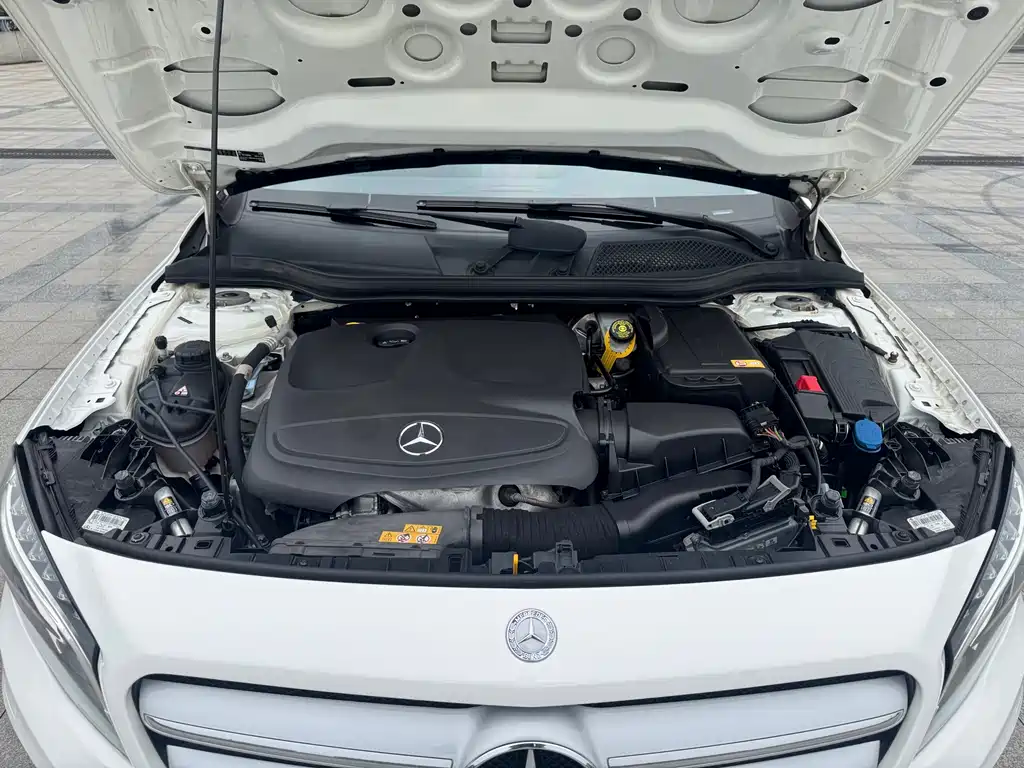 Mercedes-Benz GLA 2015 — фото 20