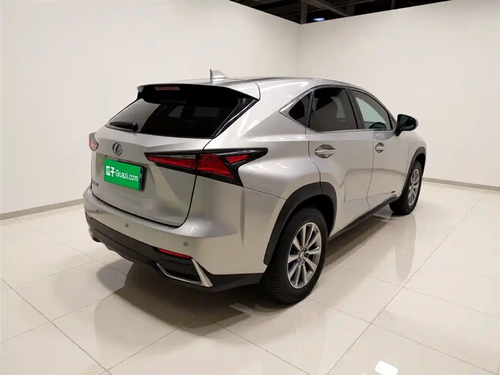 Lexus NX 2018 — фото 6