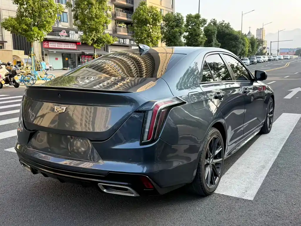 Cadillac CT4 2021 — фото 12