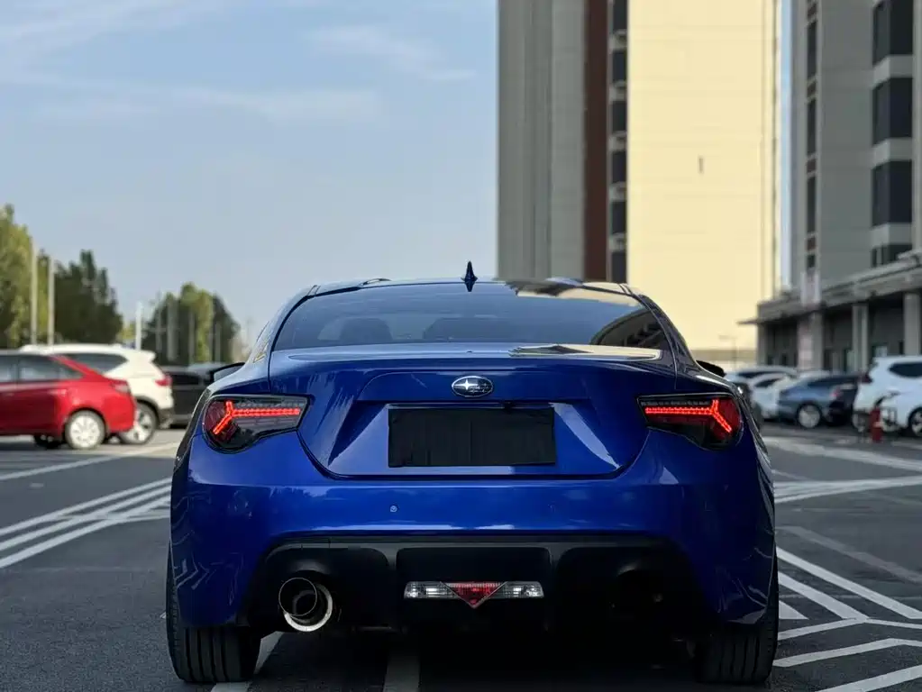 Subaru BRZ 2015 — фото 17
