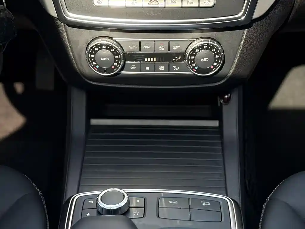 Mercedes-Benz M-Class 2015 — фото 8