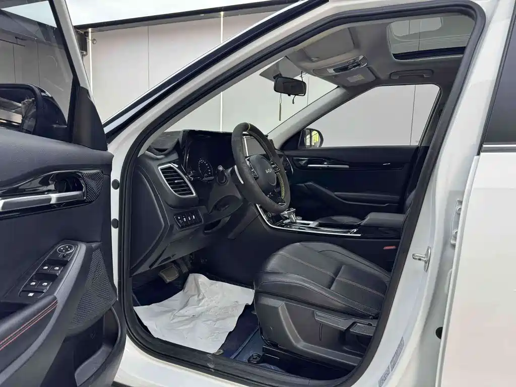 Kia KX3 2021 — фото 14