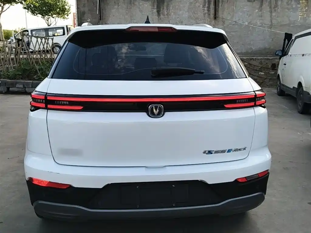 Changan CS55 EV 2020 — фото 6