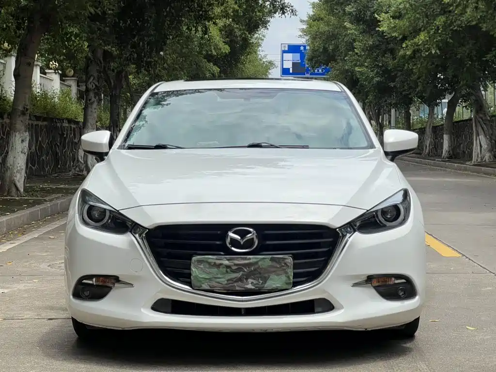 Mazda 3 Axela 2018