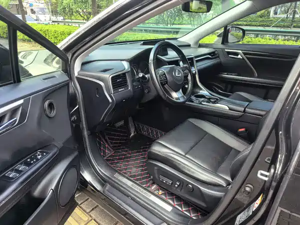 Lexus RX 2019