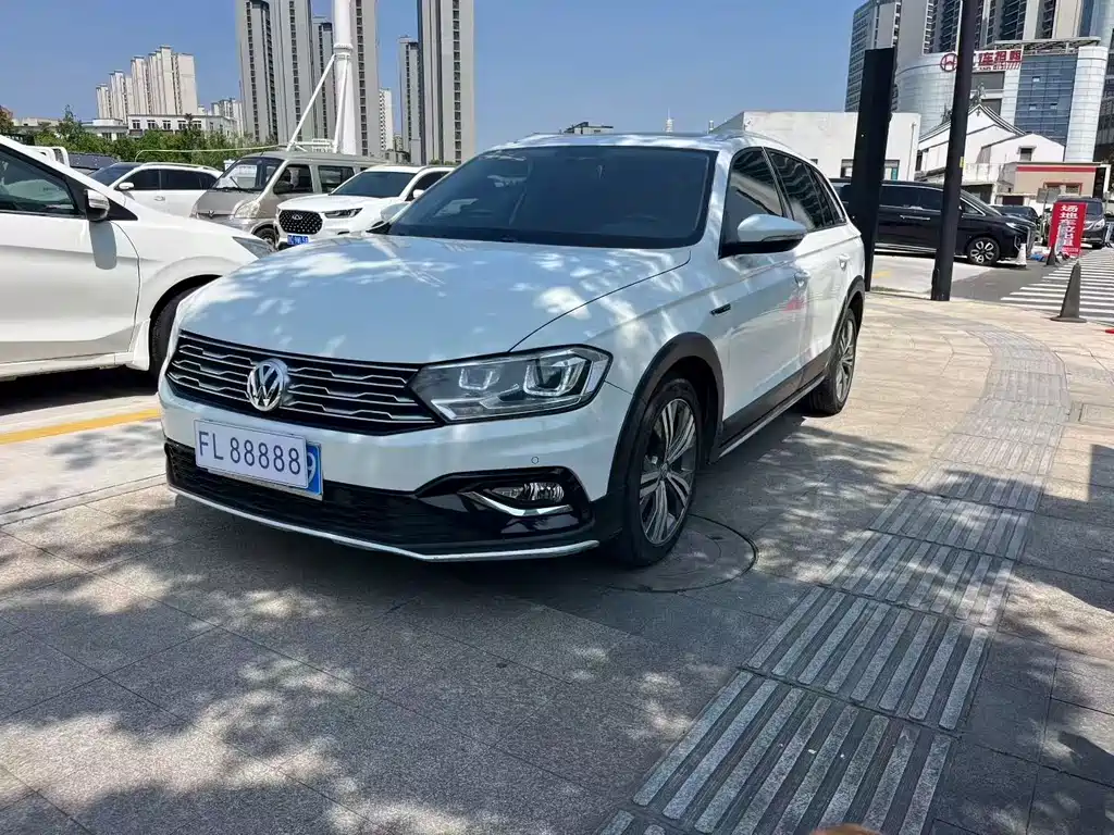 Volkswagen C-Trek 2017 — фото 1