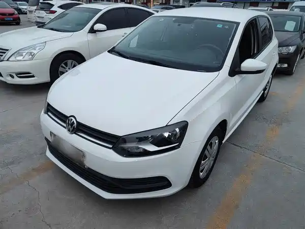 Volkswagen Polo 2016