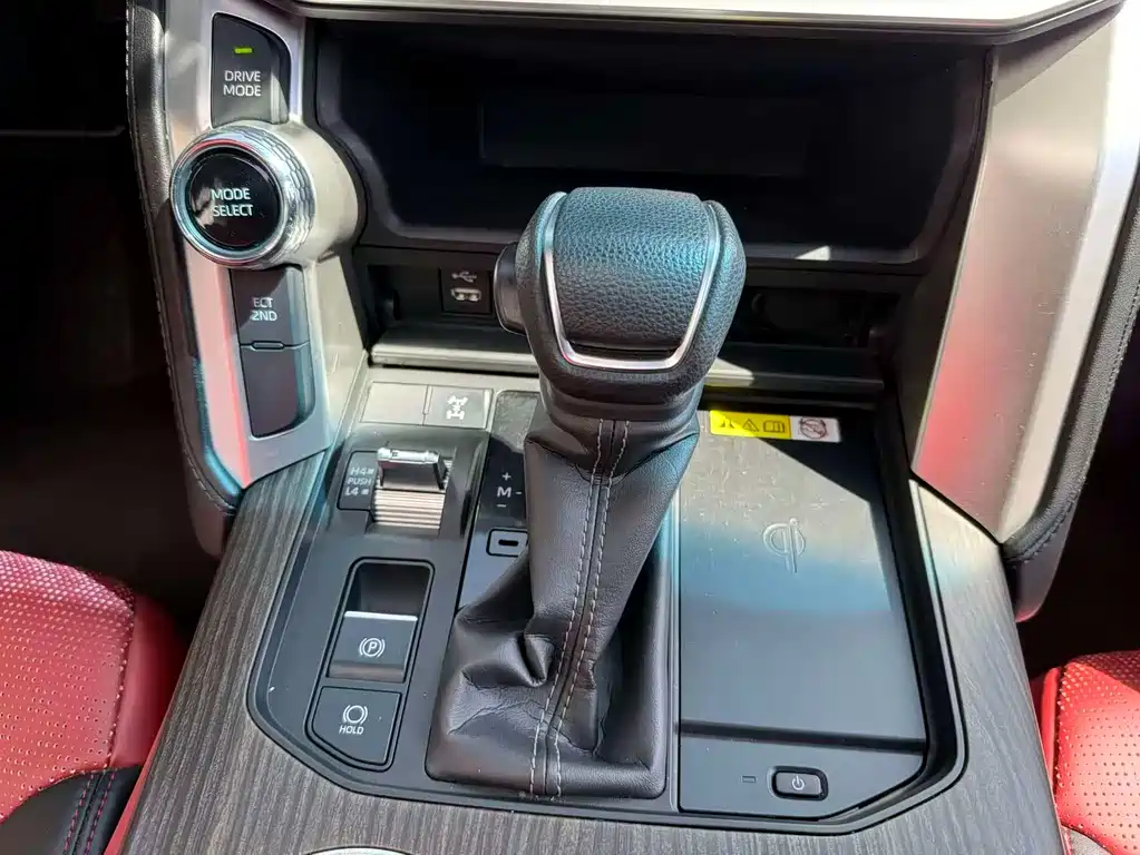 Toyota Land Cruiser 2025 — фото 14