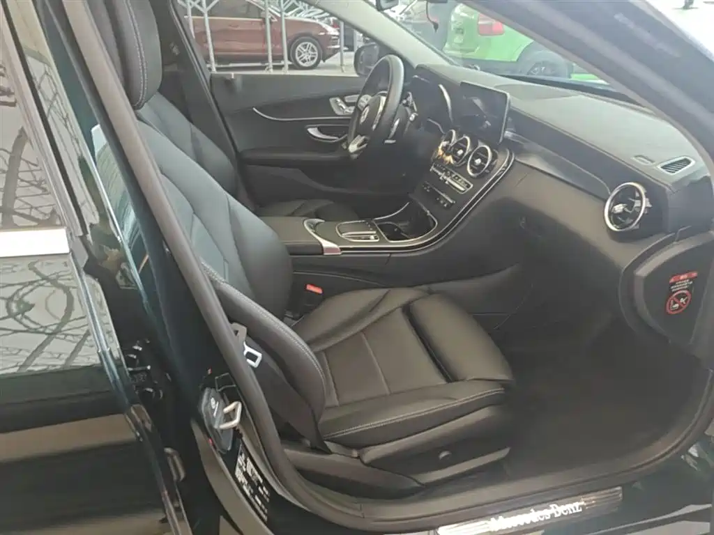 Mercedes-Benz C-Class 2021 — фото 25