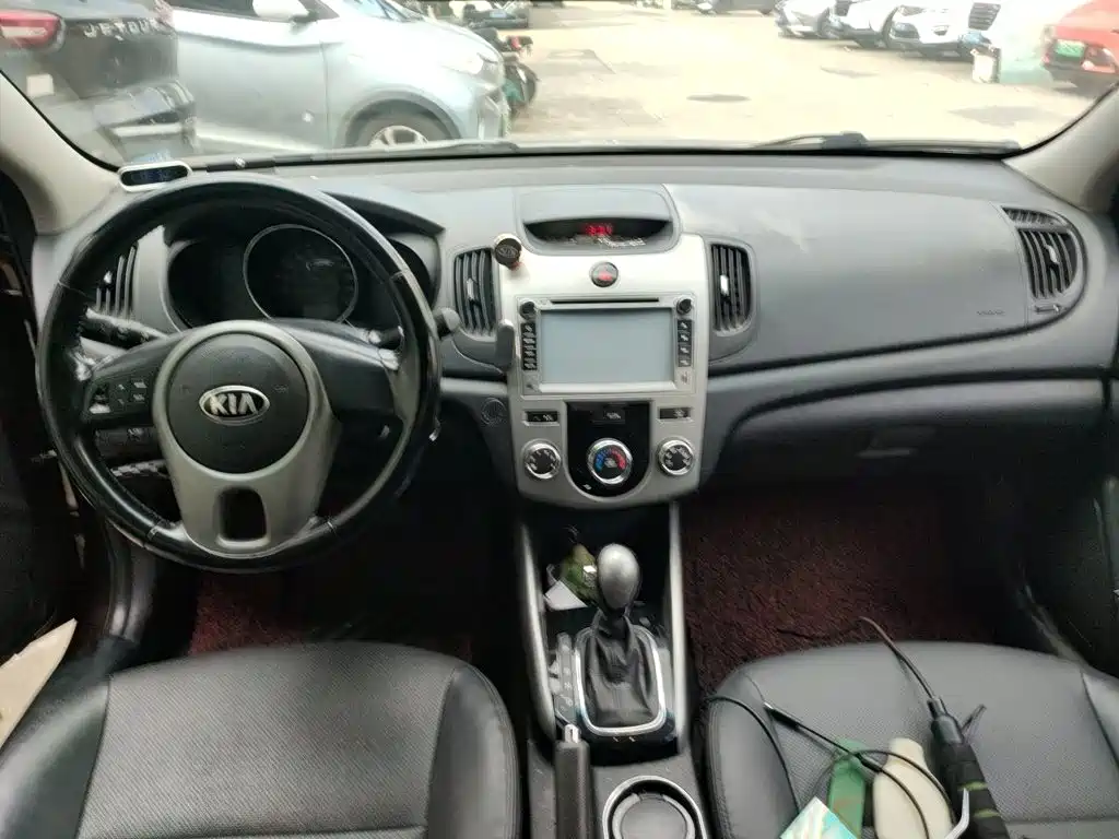 Kia Forte 2014 — фото 10