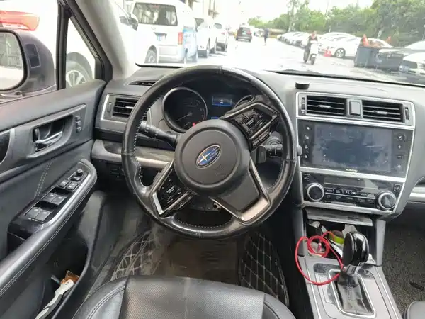 Subaru Outback 2018