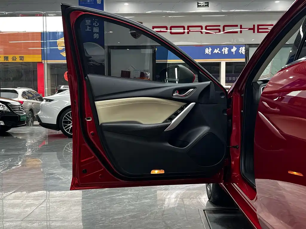 Mazda Atenza 2015 — фото 11