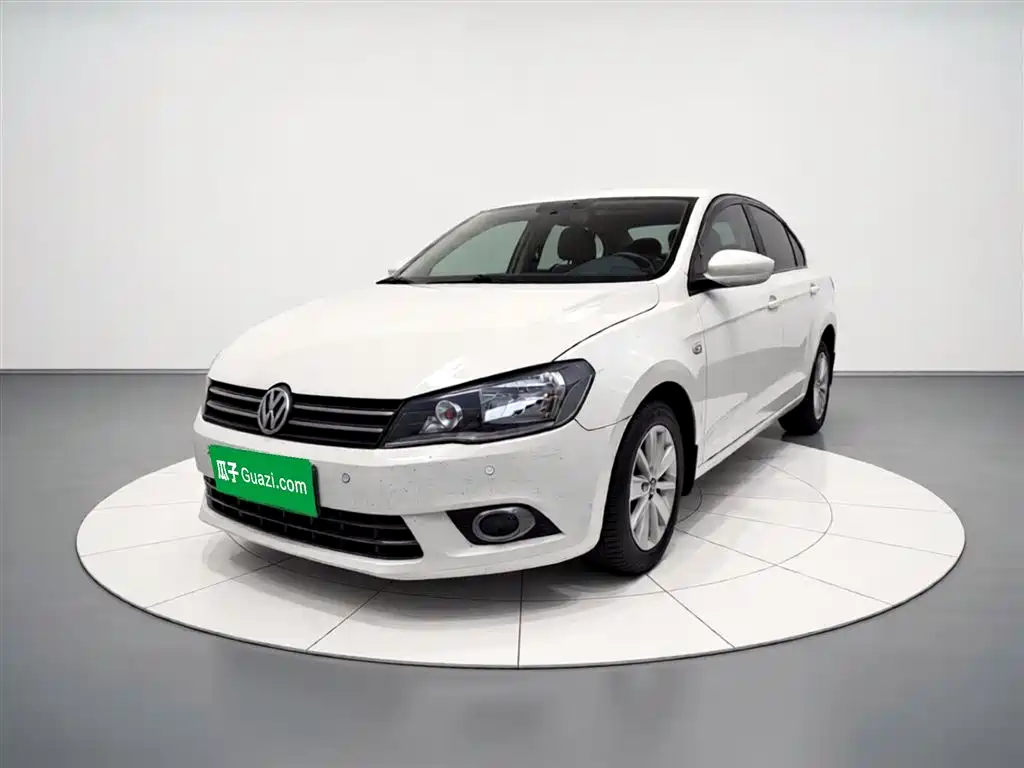 Volkswagen Jetta 2014 — фото 1