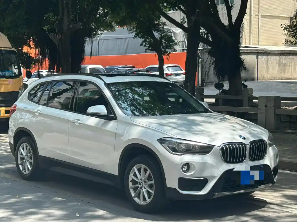 BMW X1 2019 — фото 3