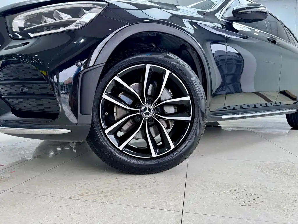 Mercedes-Benz GLC 2020 — фото 19