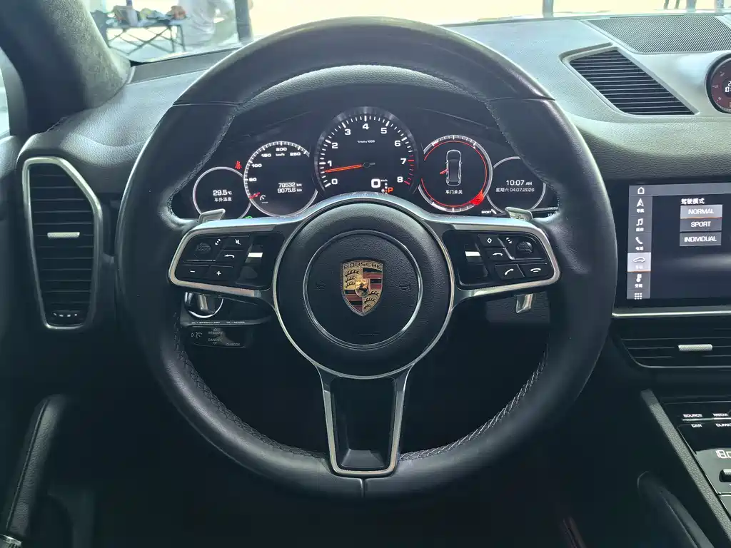 Porsche Cayenne 2020 — фото 10