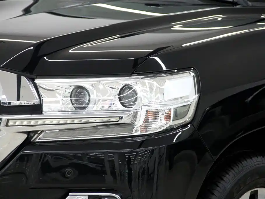 Toyota Land Cruiser 2020 — фото 29