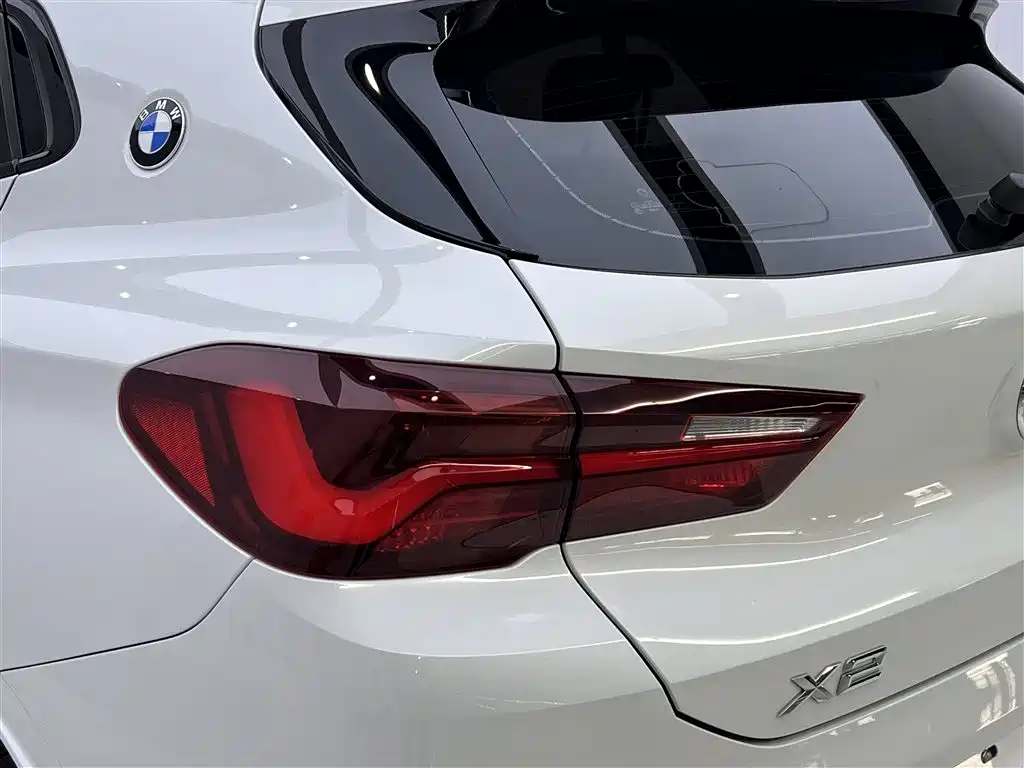 BMW X2 2021 — фото 9