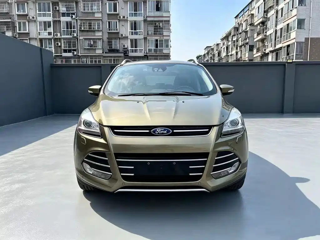 Ford Kuga 2015 — фото 2