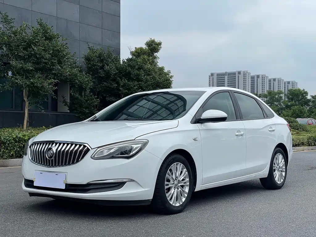 Buick Excelle 2016 — фото 1