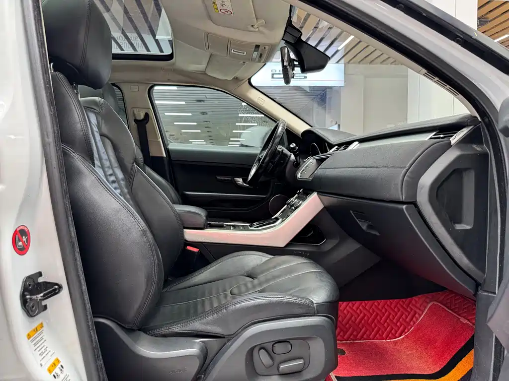 Land Rover Evoque 2014 — фото 13