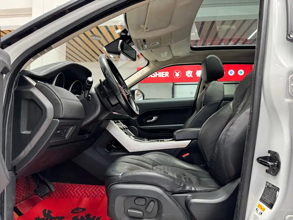 Land Rover Evoque 2014 — фото 10