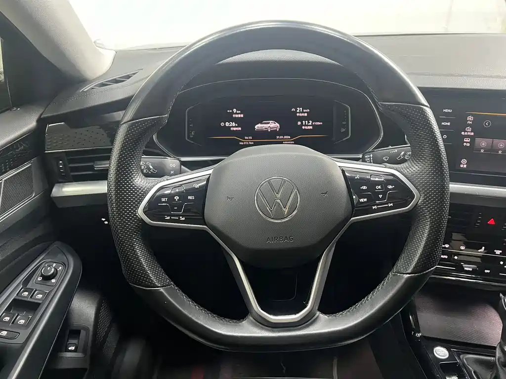 Volkswagen Passat 2023 — фото 11
