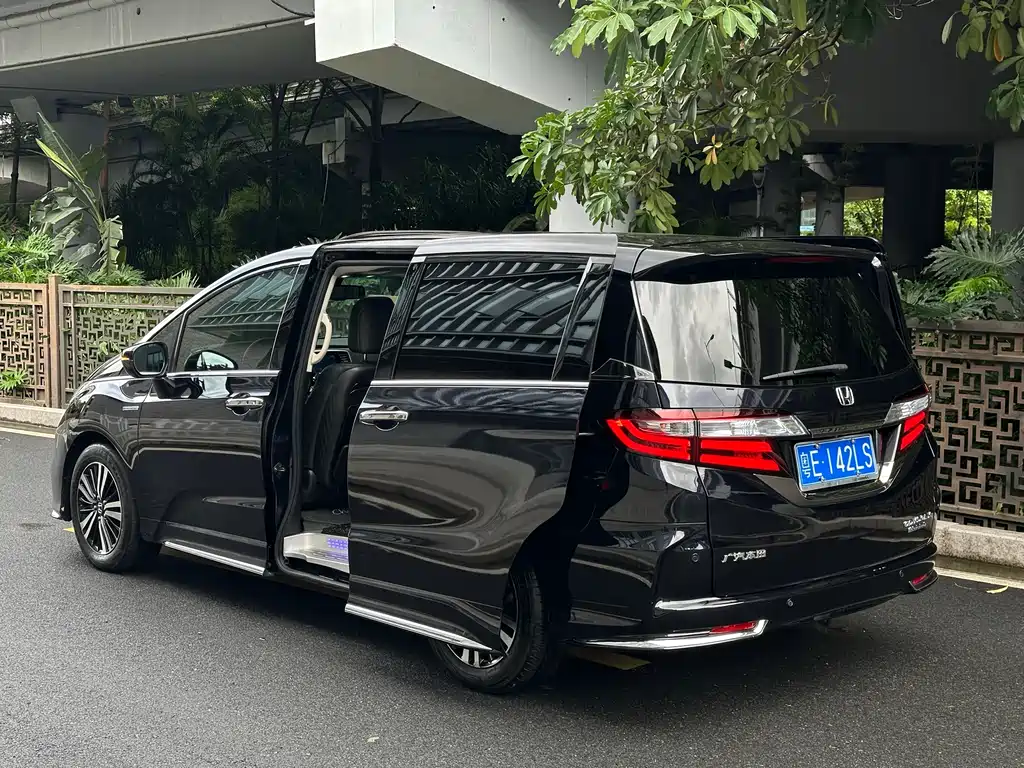 Honda Odyssey 2019 — фото 39