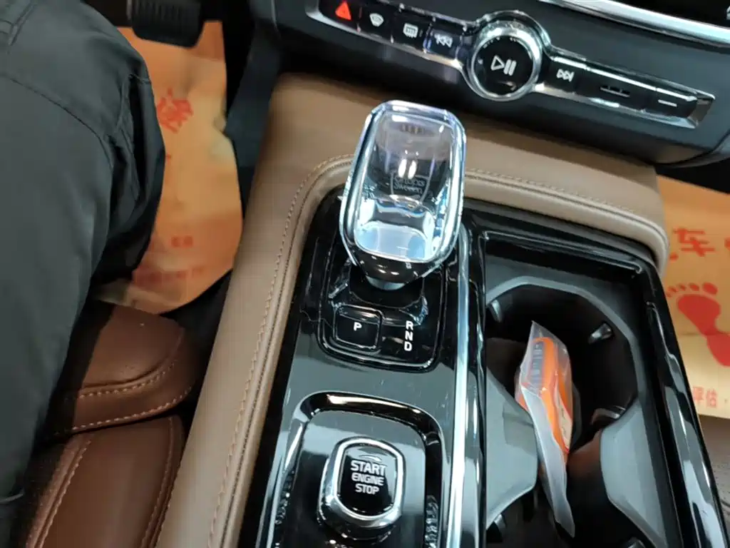 Volvo S90 PHEV 2024 — фото 14