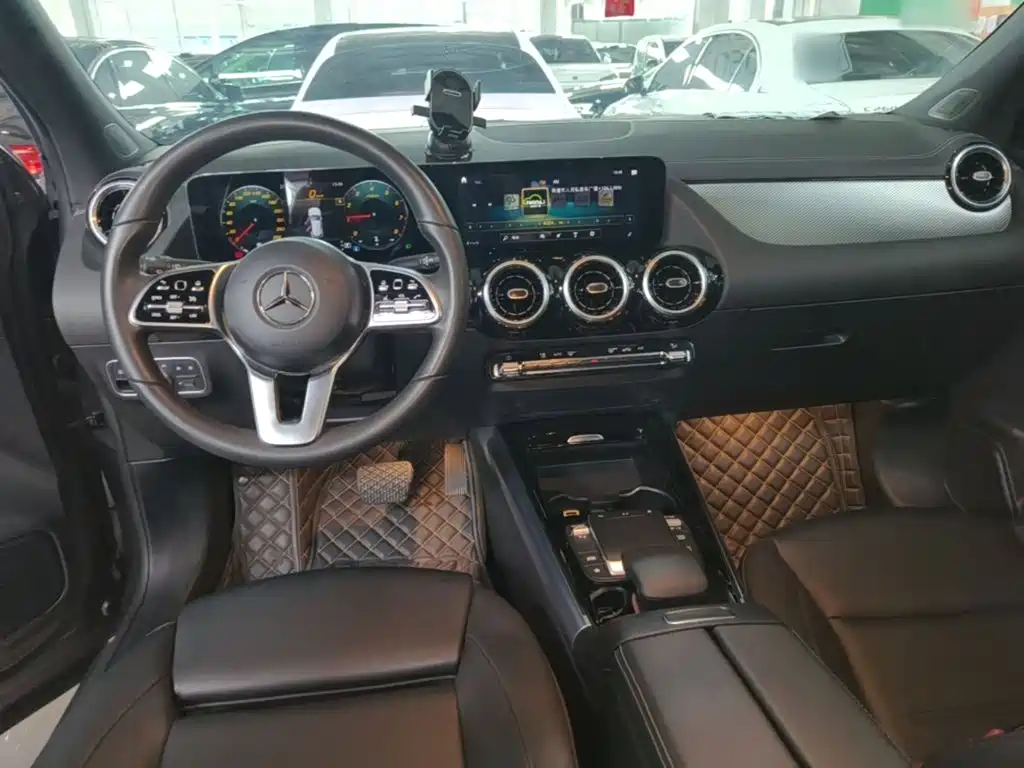 Mercedes-Benz GLA 2022 — фото 10