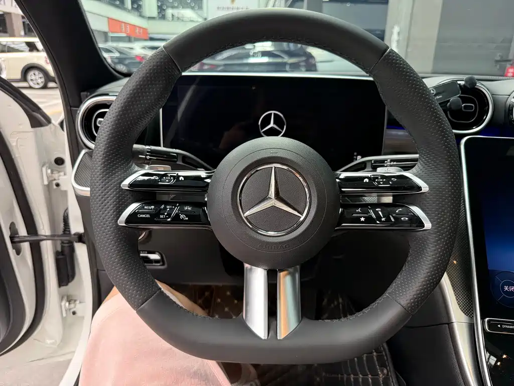 Mercedes-Benz C-Class 2023