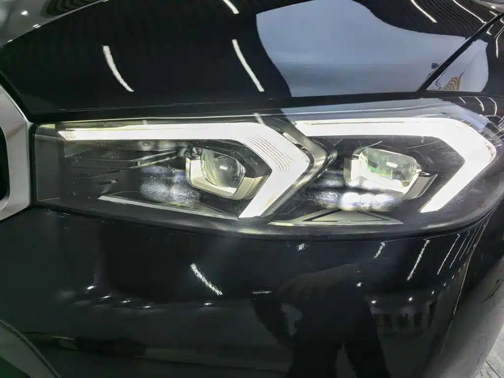 BMW 3 Series 2023 — фото 10