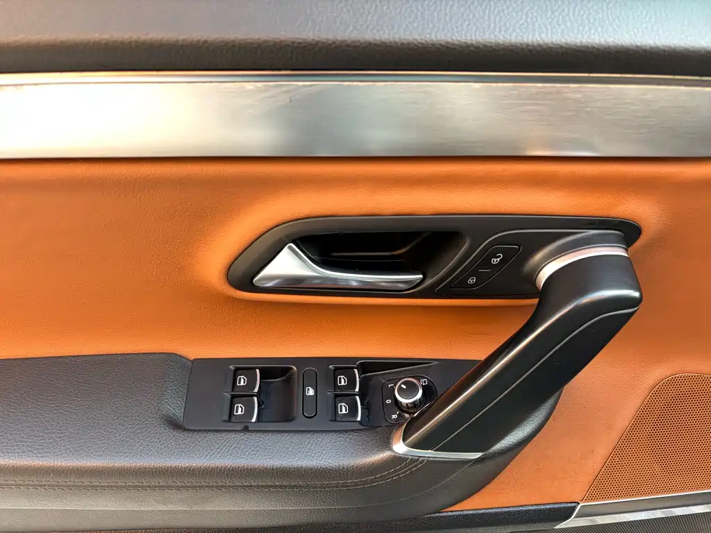 Volkswagen CC 2015 — фото 20