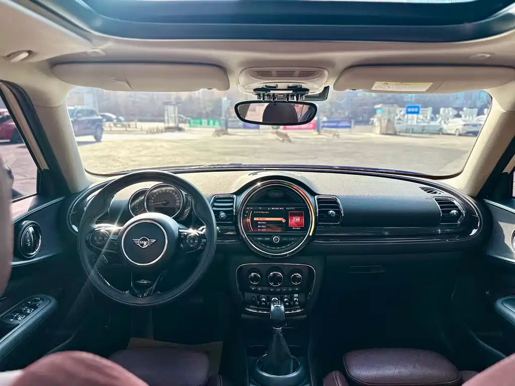 MINI Clubman 2019 — фото 8