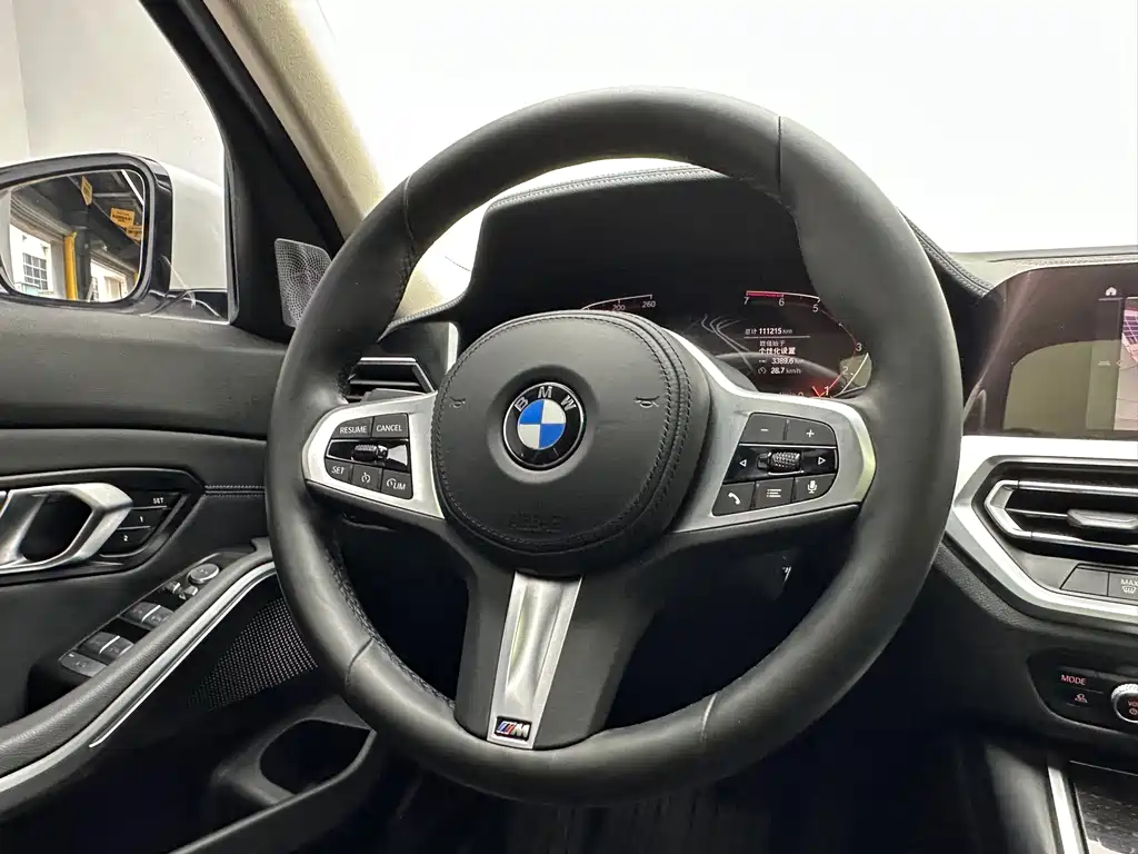 BMW 3 Series 2021 — фото 10